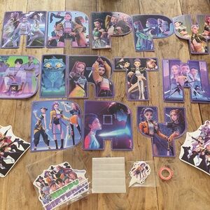 Kpop Demon Hunters Party Banner, cake topper and cupcake toppers with Characters